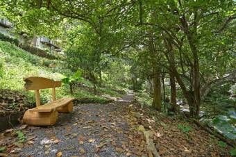 Se vende apartamento en Santa Ana San José 22-881