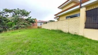 Se vende lote en San Rafael Escazú 25-909