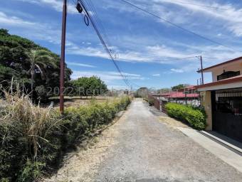 Se vende lote con más de 1100m2 en Piedades Santa Ana 24-124