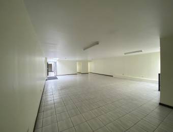 Alquiler de Funcional Local Comercial en Tibás / Mls. 26-785 OFC JB