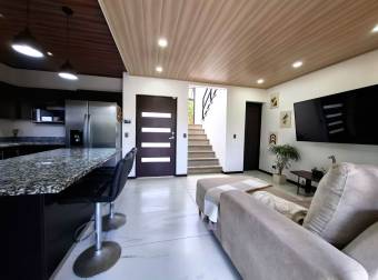 HEREDIA SANTA  BARBARA VENDO CASA $235.000