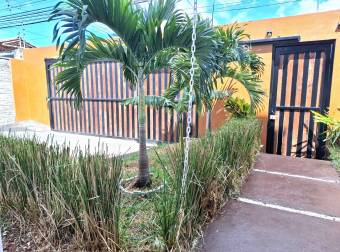 HEREDIA SANTA  BARBARA VENDO CASA $235.000