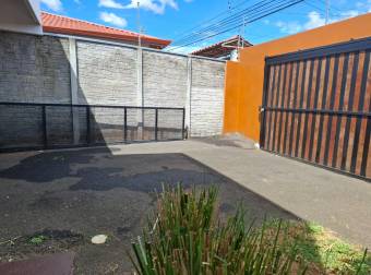 HEREDIA SANTA  BARBARA VENDO CASA $235.000