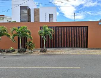 HEREDIA SANTA  BARBARA VENDO CASA $235.000