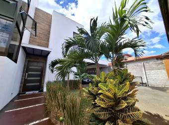 HEREDIA SANTA  BARBARA VENDO CASA $235.000