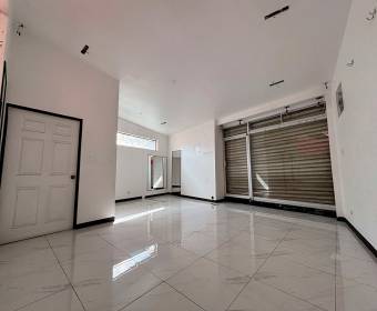 House for sale in Tambor, Alajuela. Bank-owned property. House for sale in Tambor, Alajuela. Bank-owned property.