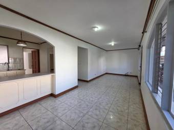 Venta de Apartamento en Goicoechea-Guadalupe. RAH 26-1288