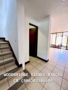 Escazu casa en alquier $2.100 /326 metros, terraza y jardin