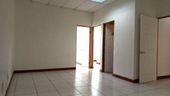 Alquiler de Magnifica Oficina en Curridabat / Mls. 24-1304 OFC JB