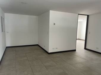 Apartamento amplio, cómodo y con vistas únicas en Tribeca Rohrmoser para alquiler