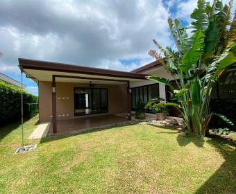 House for sale in a gated community within Ciudad Hacienda Los Reyes