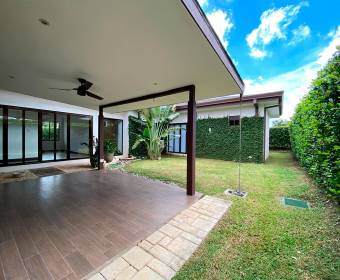 House for sale in a gated community within Ciudad Hacienda Los Reyes