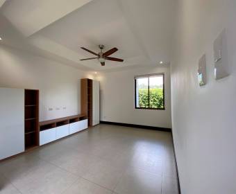 House for sale in a gated community within Ciudad Hacienda Los Reyes