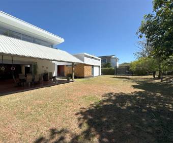 Single-story house for sale in Ciudad Hacienda Los Reyes, La Guacima.