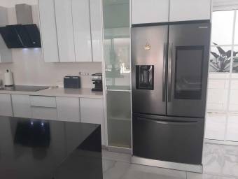 Se vende casa a estrenar en Escazú San José 26-175