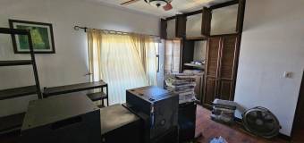 Se vende espaciosa casa en Carmen San José 26-576
