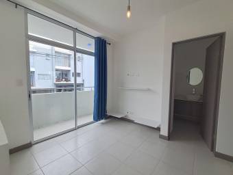 Se vende casa en San Miguel Heredia 26-275