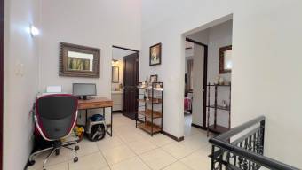 Se vende espaciosa casa en Curridabat San José 26-945