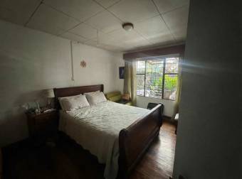 Casa en venta- Urbanizacion Crystal, La Uruca,#26-1354