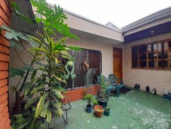 Se vende local comercial en Hatillo San José 25-629, $ 250,000, 8, San José, San José