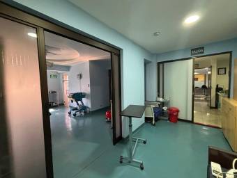 Se vende espacioso local comercial en Hospital San José 25-1611, $ 197,000, 1, San José, San José