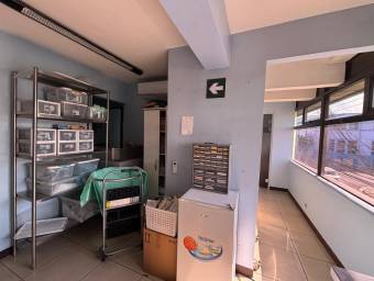 Se vende espacioso local comercial en Hospital San José 25-1611, $ 197,000, 1, San José, San José