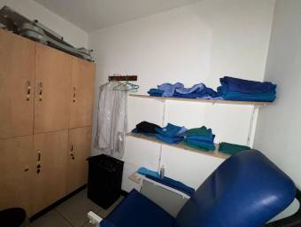 Se vende espacioso local comercial en Hospital San José 25-1611, $ 197,000, 1, San José, San José