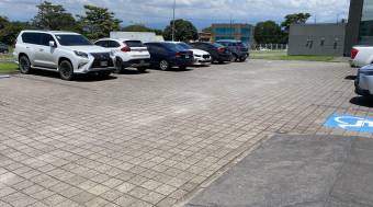 Se vende espacioso local comercial en Uruca Santa Ana 24-578, $ 180,000, 2, San José, Santa Ana