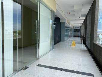 Se vende espacioso local comercial en Uruca Santa Ana 24-578, $ 180,000, 2, San José, Santa Ana