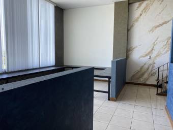 Se vende espacioso local comercial en Uruca Santa Ana 24-578, $ 180,000, 2, San José, Santa Ana