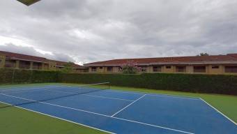 Elegancia y Confort en Condominio Almería Residencia con Jardín Privado y BBQ