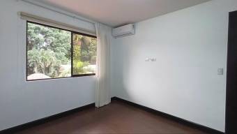 Elegancia y Confort en Condominio Almería Residencia con Jardín Privado y BBQ