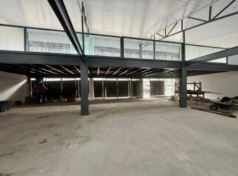 Alquiler de Amplio Local Comercial en Heredia / Mls. 26-385 OFC JB