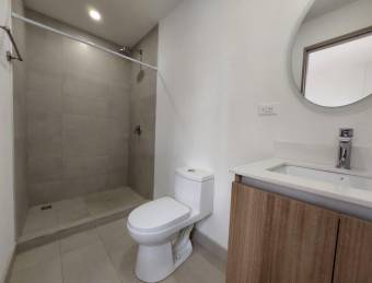 Se alquila espacioso apartamento en Santo Domingo Heredia 26-1319