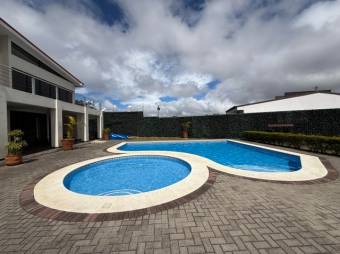 Venta de Casa en Moravia-La Trinidad. RAH 26-1293 Venta de Casa en Moravia-La Trinidad. RAH 26-1293