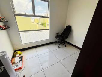Venta de Casa en El Guarco-Tobosi. RAH 26-276