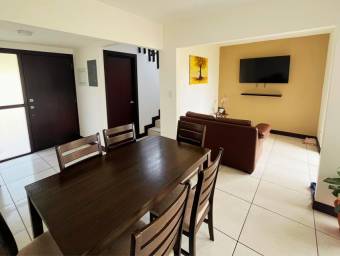 Venta de Casa en El Guarco-Tobosi. RAH 26-276