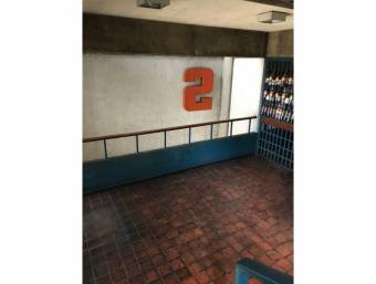 Edificio con Alto Potencial de Plusvalía (Para remodelar)