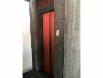 Edificio con Alto Potencial de Plusvalía (Para remodelar)