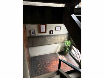 Edificio con Alto Potencial de Plusvalía (Para remodelar)