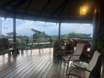 Se alquila casa en Concepción Heredia 26-255