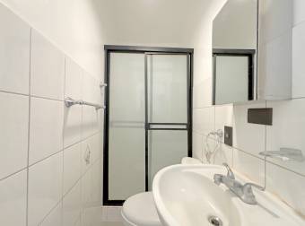 VENTA DE CASA DE 3 HABITACIONES EN ROHRMOSER, SAN JOSÉ