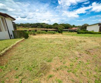 Spectacular 606 m2 lot in the Hacienda Espavel gated community in La Guacima.