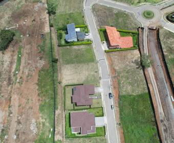 Spectacular 606 m2 lot in the Hacienda Espavel gated community in La Guacima.
