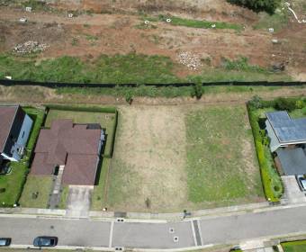 Spectacular 606 m2 lot in the Hacienda Espavel gated community in La Guacima.