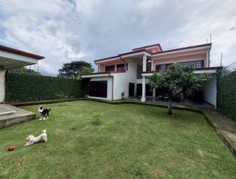 Se vende casa en San Miguel Heredia 26-693