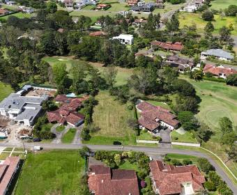 Lot of 1,829 m2 for sale in the Ciudad Hacienda Los Reyes Residential Community, 