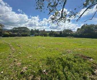 Lot of 1,829 m2 for sale in the Ciudad Hacienda Los Reyes Residential Community, 