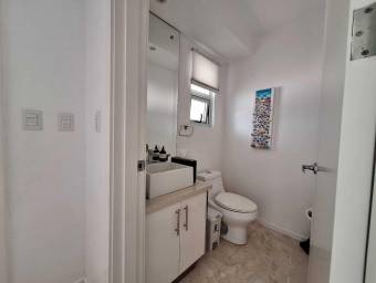 Lujo y Privacidad en Santa Ana Casa de 4 Suites Oficina y Jardín Lujo y Privacidad en Santa Ana Casa de 4 Suites Oficina y Jardín