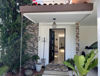 HEREDIA ULLOA CONDOMINIO LA LADERA VENDO CASA $345.000